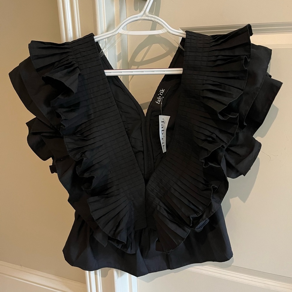 Fabrik Emmie Ruffled Blouse in Black